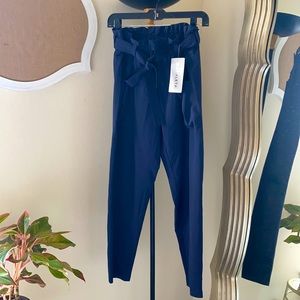 Athleta Skyline Navy Pant NWT Size 8